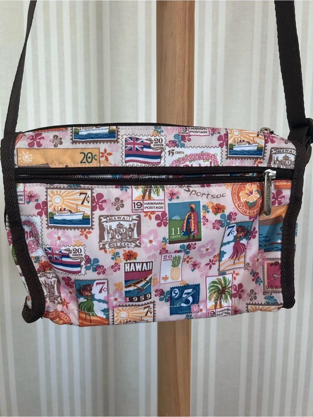 LeSportsac Limited Edition Leialo Hawaii 50th Anniversary Crossbody Bag RETIRED